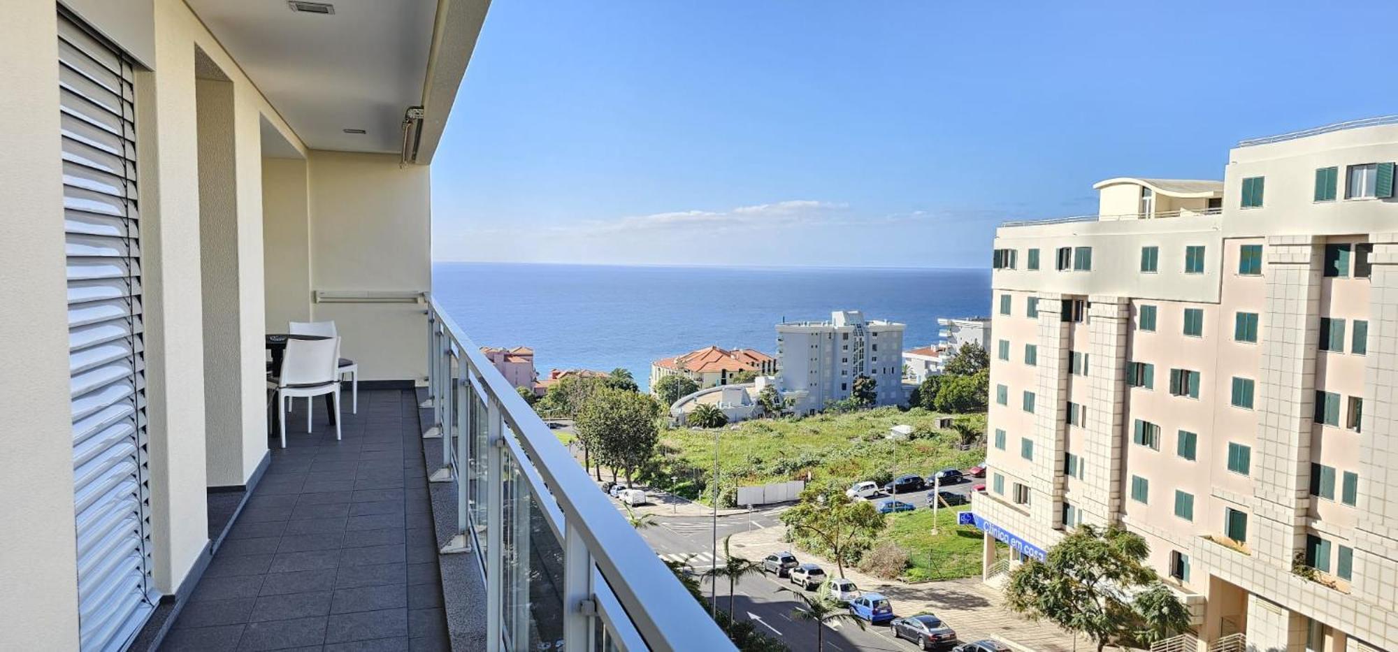 Vista Mar - Ac, Pool & Gym Apartment Funchal  Ngoại thất bức ảnh