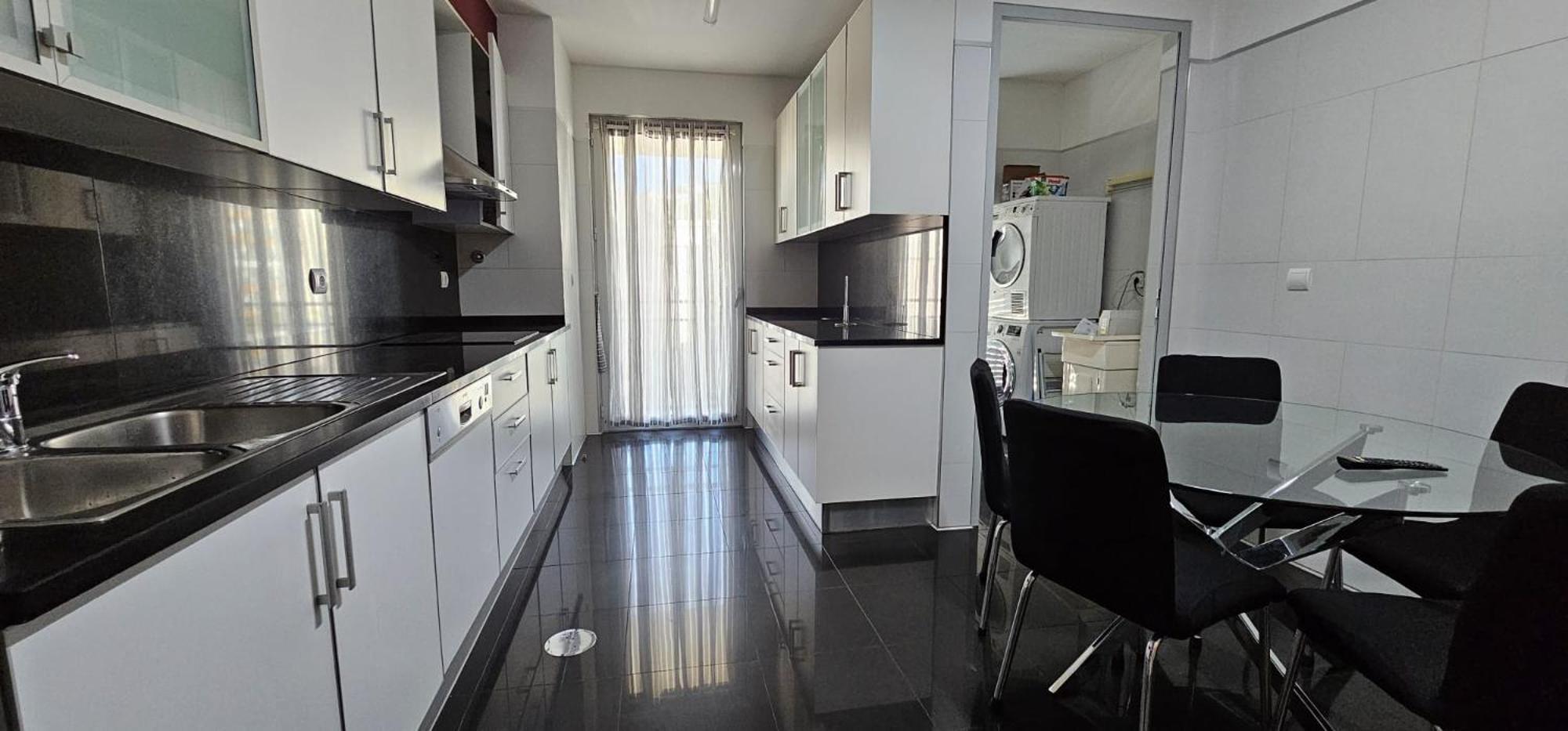Vista Mar - Ac, Pool & Gym Apartment Funchal  Ngoại thất bức ảnh